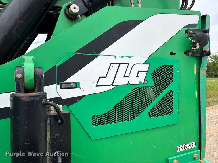 image for item DV4298 2014 JLG 8042 telehandler