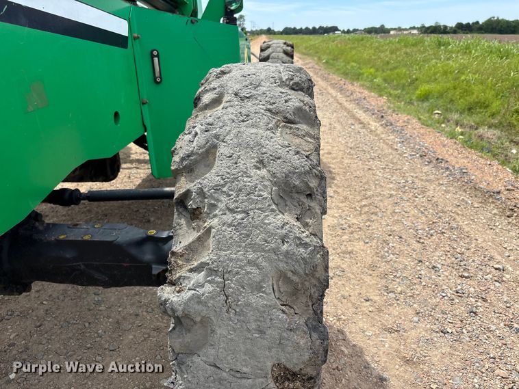 image for item DV4298 2014 JLG 8042 telehandler