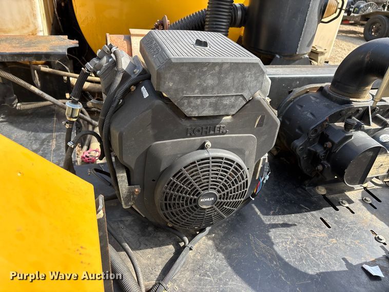 image for item DV4303 2020 Vermeer Vac-Tron CV573GT vacuum excavator