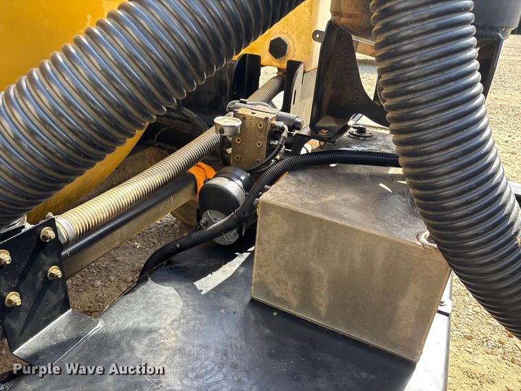 image for item DV4303 2020 Vermeer Vac-Tron CV573GT vacuum excavator