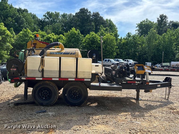 image for item DV4304 2023 Vermeer CV573GT vacuum excavator