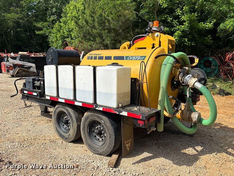 image for item DV4304 2023 Vermeer CV573GT vacuum excavator