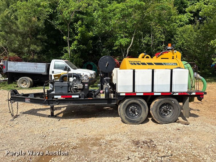 image for item DV4304 2023 Vermeer CV573GT vacuum excavator