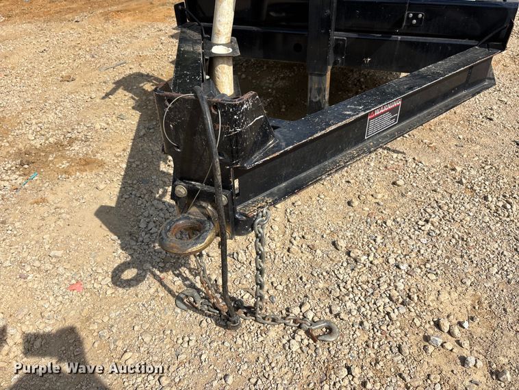 image for item DV4304 2023 Vermeer CV573GT vacuum excavator