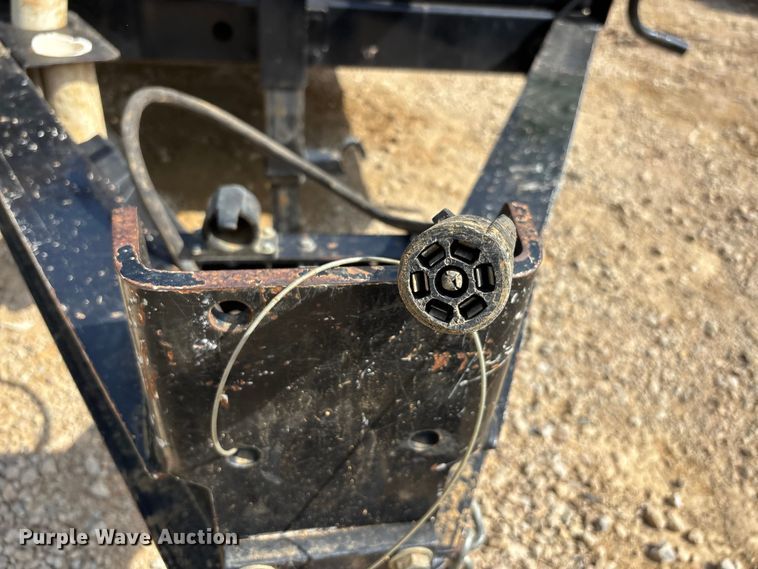 image for item DV4304 2023 Vermeer CV573GT vacuum excavator
