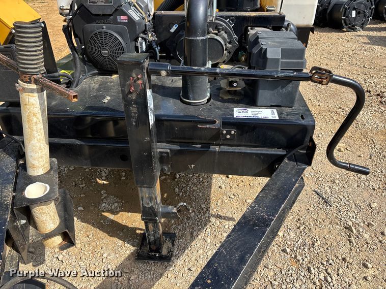 image for item DV4304 2023 Vermeer CV573GT vacuum excavator