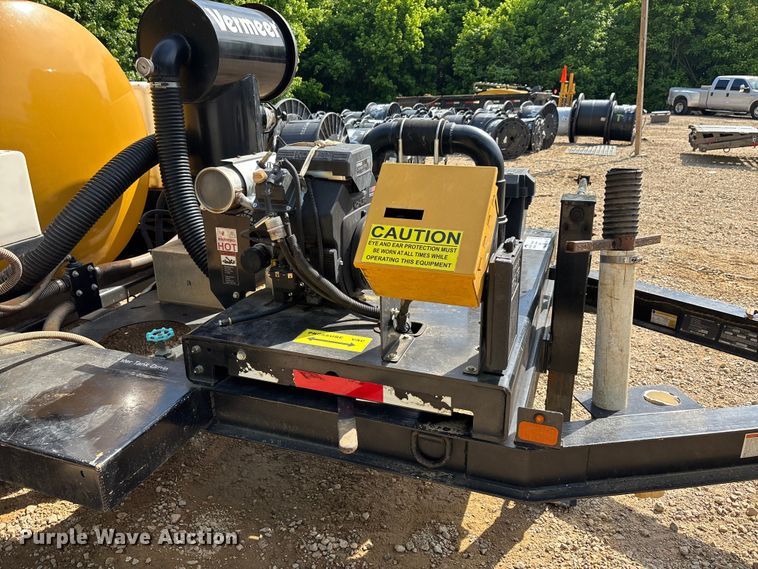 image for item DV4304 2023 Vermeer CV573GT vacuum excavator