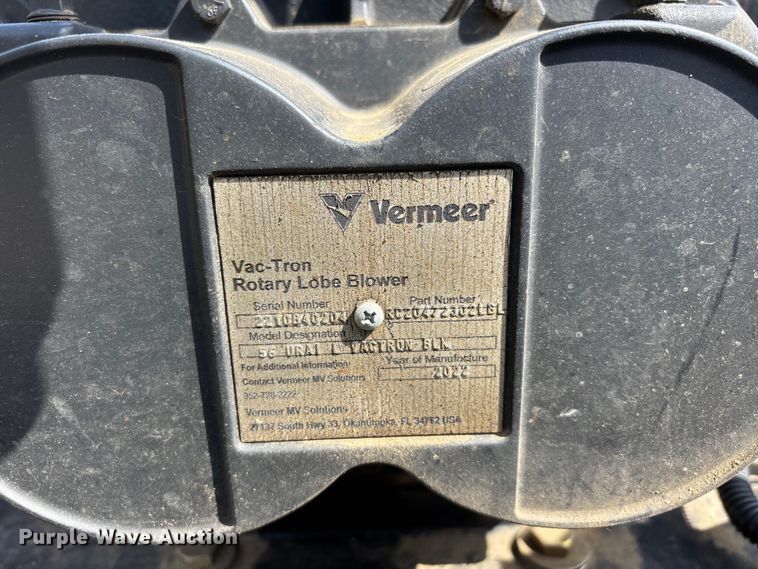 image for item DV4304 2023 Vermeer CV573GT vacuum excavator