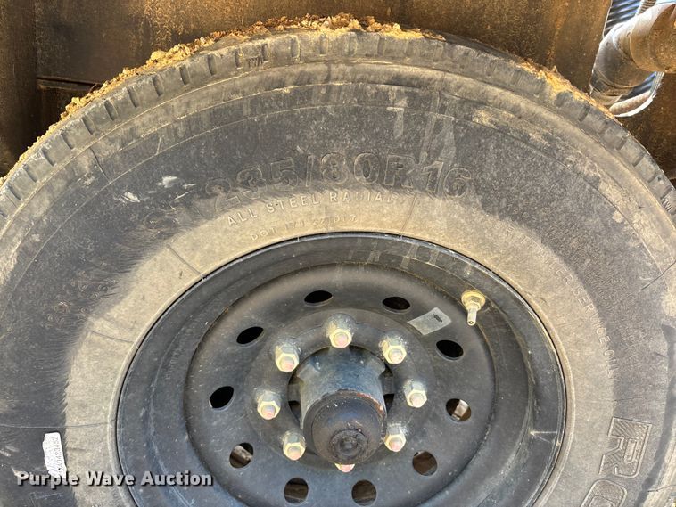 image for item DV4304 2023 Vermeer CV573GT vacuum excavator
