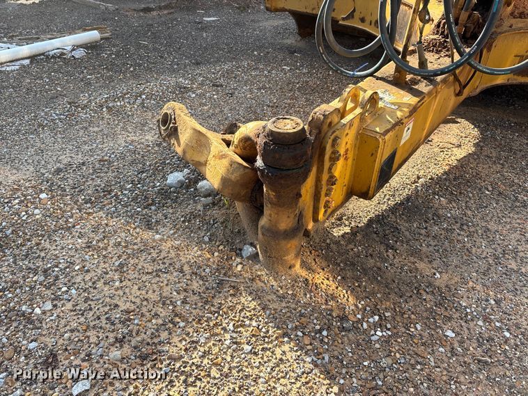 image for item DV4308 John Deere 1812C scraper