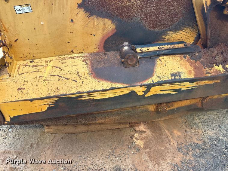 image for item DV4308 John Deere 1812C scraper