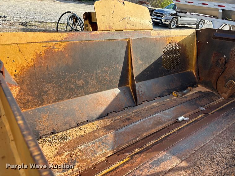 image for item DV4308 John Deere 1812C scraper