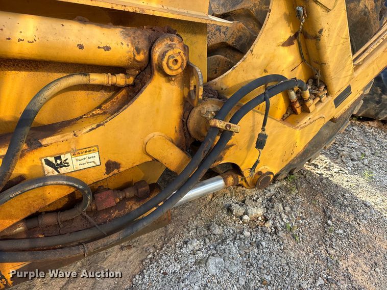 image for item DV4308 John Deere 1812C scraper
