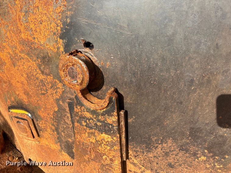 image for item DV4308 John Deere 1812C scraper