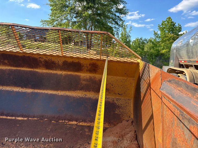 image for item DV4308 John Deere 1812C scraper