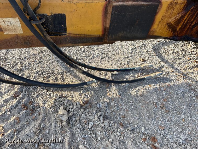 image for item DV4311 John Deere 1812C scraper