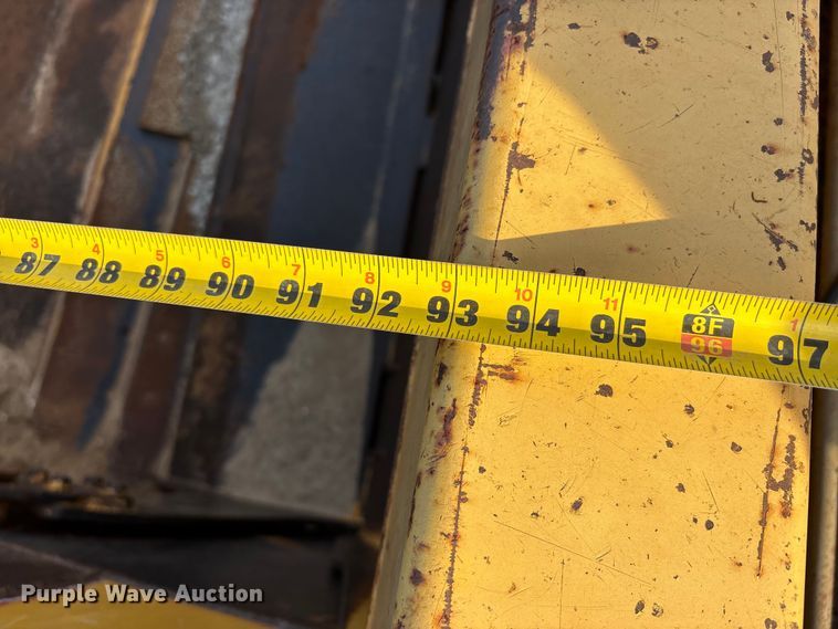 image for item DV4311 John Deere 1812C scraper