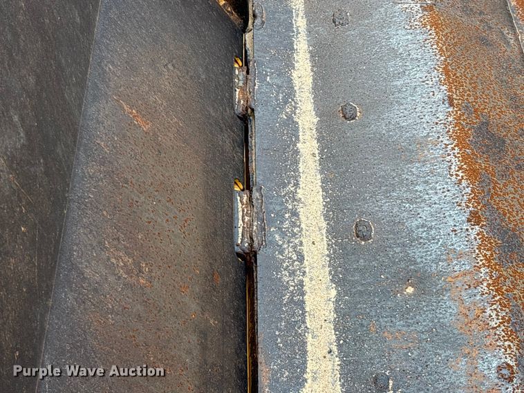 image for item DV4311 John Deere 1812C scraper