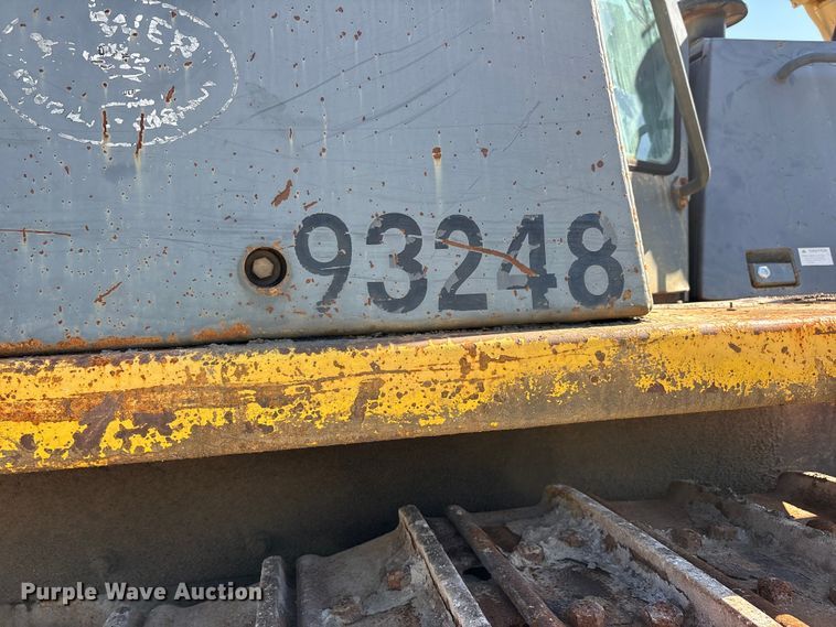 image for item DV4312 2000 Komatsu D155AX-5 dozer