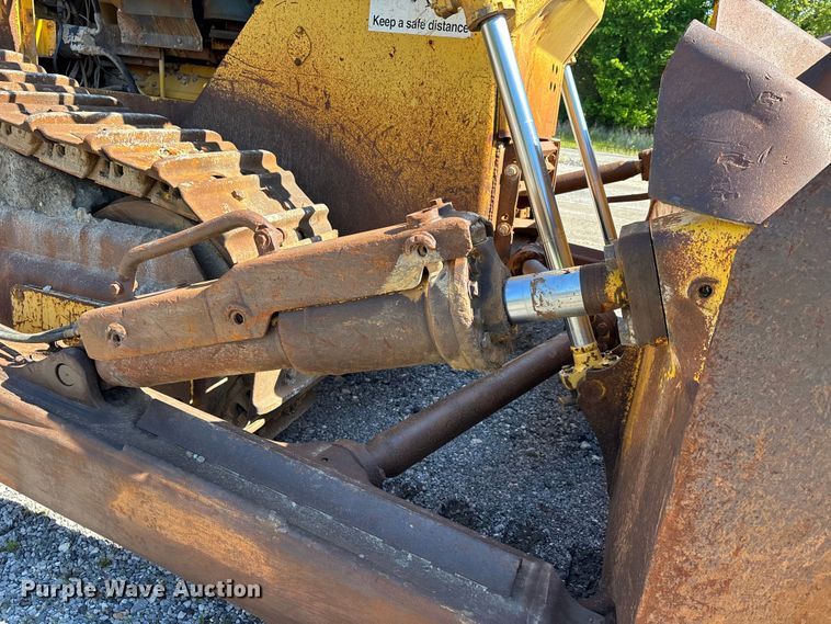 image for item DV4312 2000 Komatsu D155AX-5 dozer