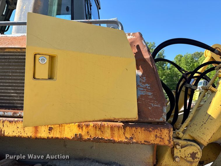 image for item DV4312 2000 Komatsu D155AX-5 dozer