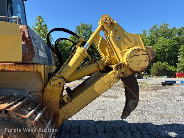 image for item DV4312 2000 Komatsu D155AX-5 dozer