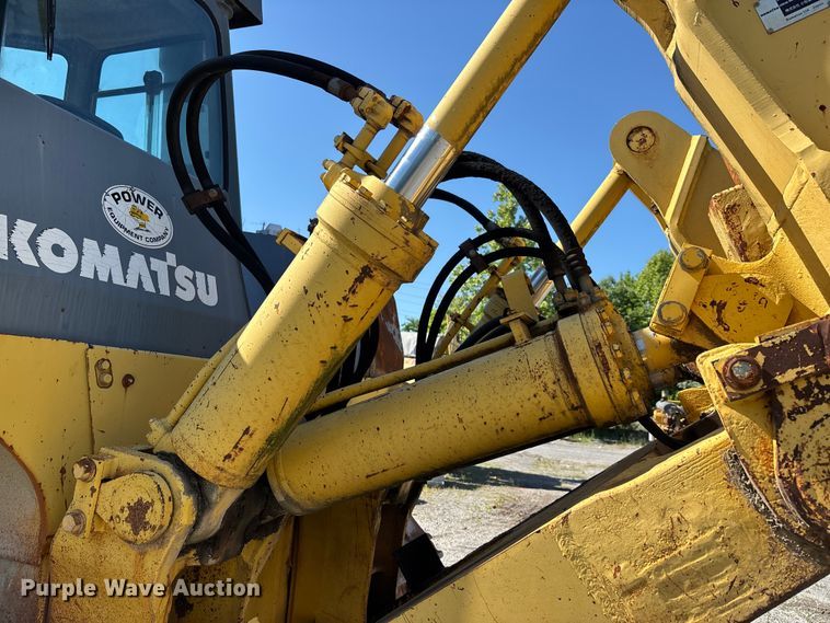 image for item DV4312 2000 Komatsu D155AX-5 dozer