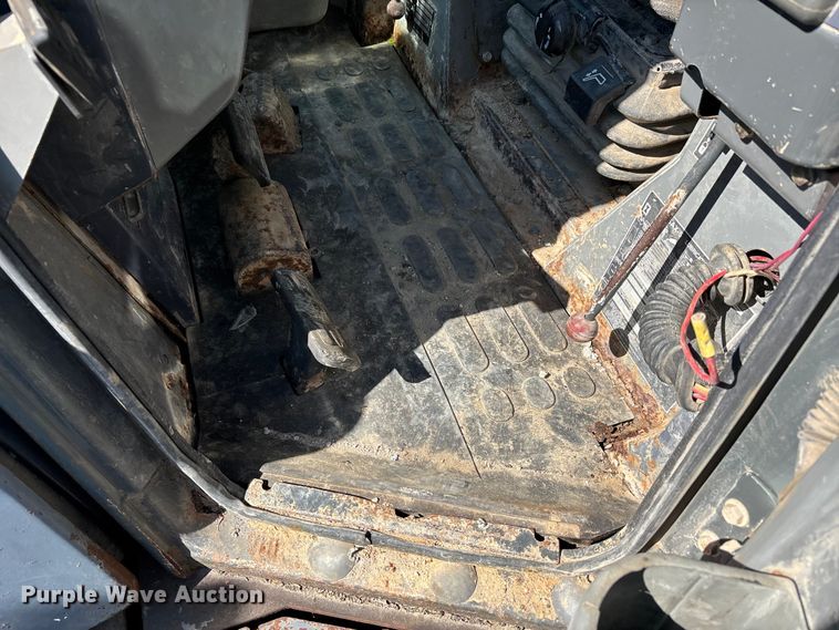 image for item DV4312 2000 Komatsu D155AX-5 dozer