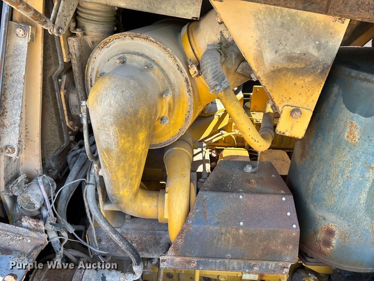 image for item DV4312 2000 Komatsu D155AX-5 dozer