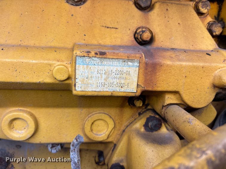image for item DV4312 2000 Komatsu D155AX-5 dozer