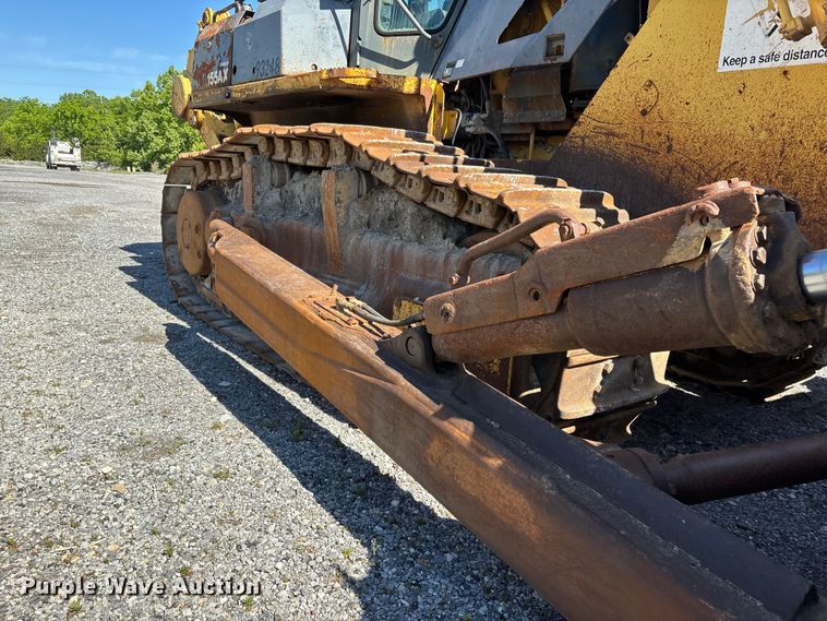 image for item DV4312 2000 Komatsu D155AX-5 dozer