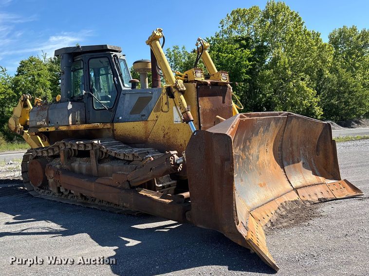image for item DV4313 2001 Komatsu DD155AX-5 dozer