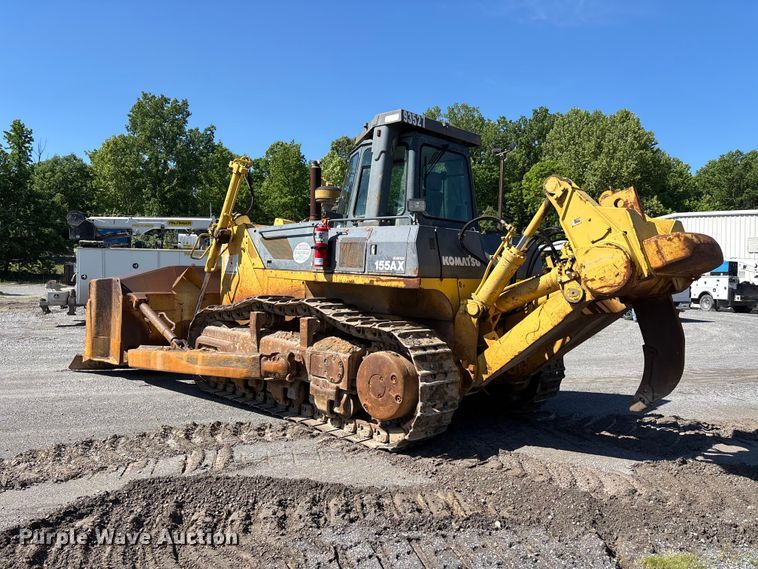 image for item DV4313 2001 Komatsu DD155AX-5 dozer