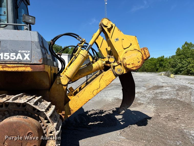 image for item DV4313 2001 Komatsu DD155AX-5 dozer
