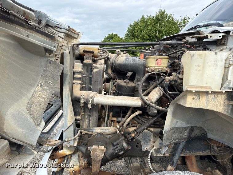 image for item DZ4429 1991 Ford F800 digger derrick truck