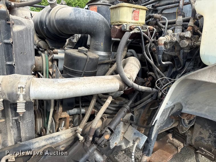 image for item DZ4429 1991 Ford F800 digger derrick truck