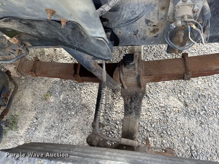 image for item DZ4429 1991 Ford F800 digger derrick truck