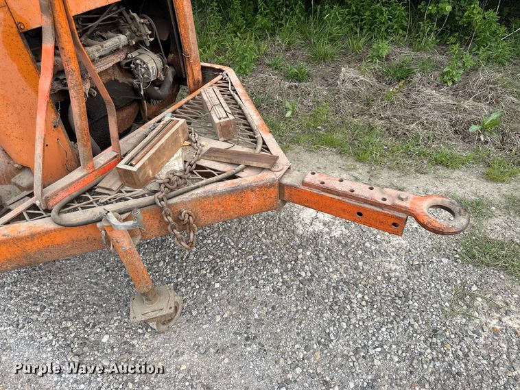 image for item DZ4430 Wood chuck Chipper wood chipper