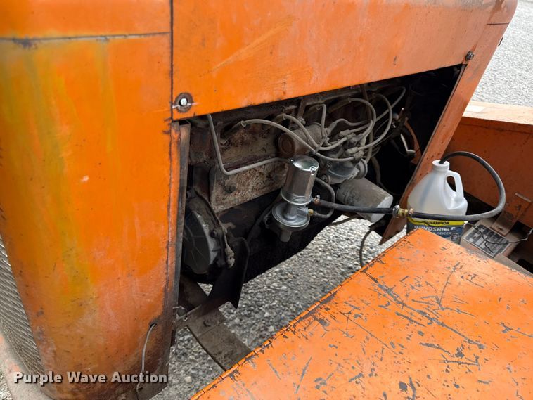 image for item DZ4430 Wood chuck Chipper wood chipper