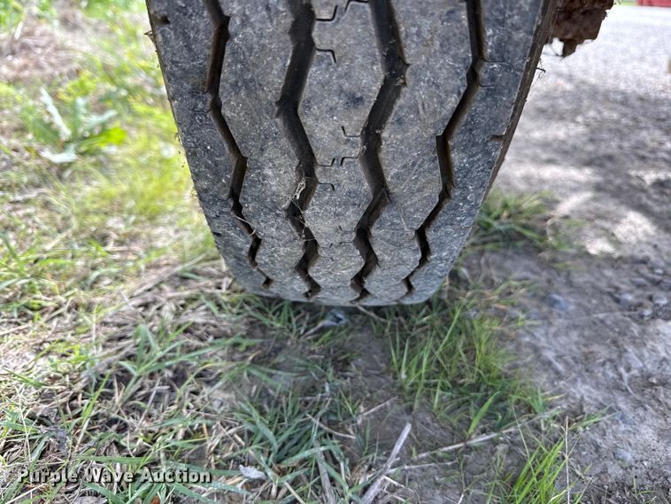 image for item DZ4430 Wood chuck Chipper wood chipper