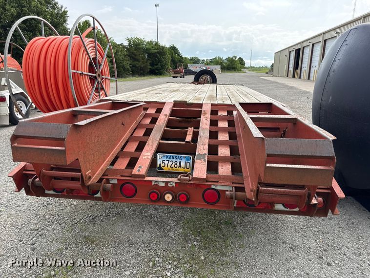 image for item DZ4431 2005 Belshe equipment trailer