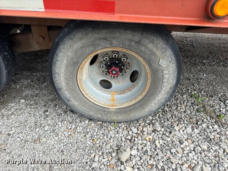 image for item DZ4431 2005 Belshe equipment trailer