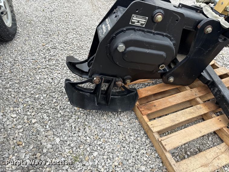 image for item DZ4432 2007 Ditch witch skid steer vibratory cable plow