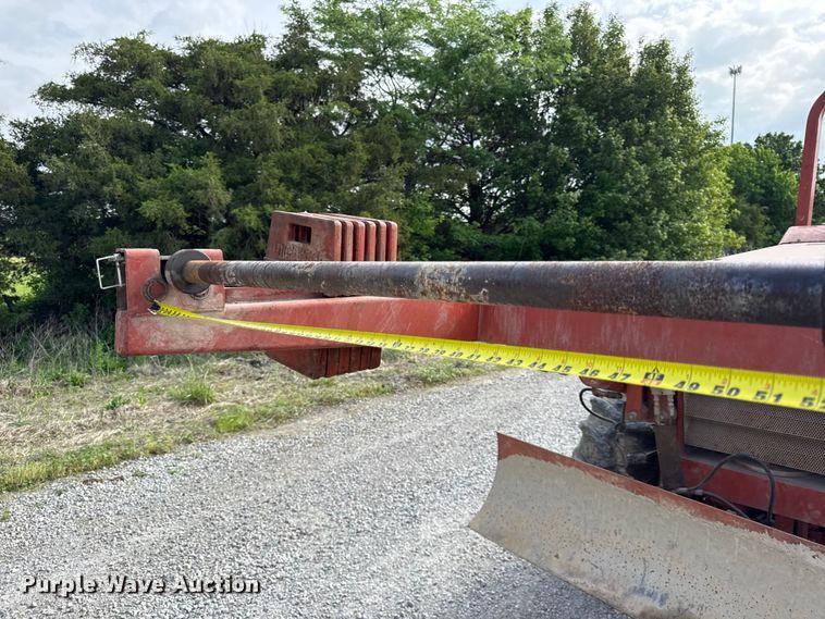 image for item DZ4433 1992 Ditch Witch 7520 vibratory cable plow
