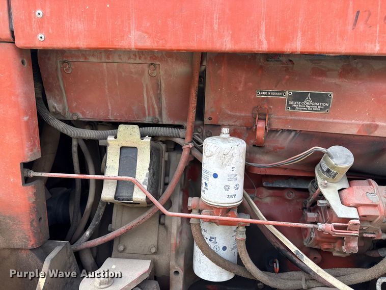 image for item DZ4433 1992 Ditch Witch 7520 vibratory cable plow