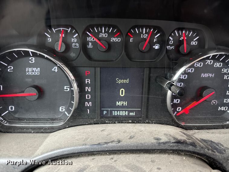 image for item DZ4434 2015 Chevrolet Silverado 2500 pickup truck