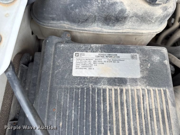 image for item DZ4434 2015 Chevrolet Silverado 2500 pickup truck