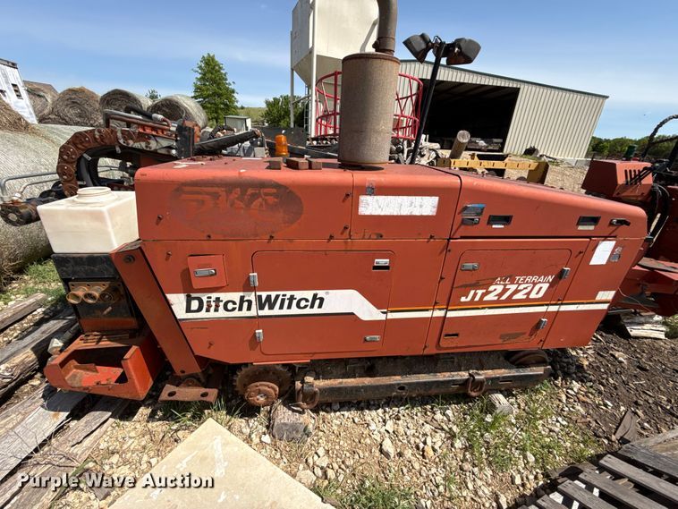 image for item DZ4453 2000 Ditch Witch JT2720  directional boring unit