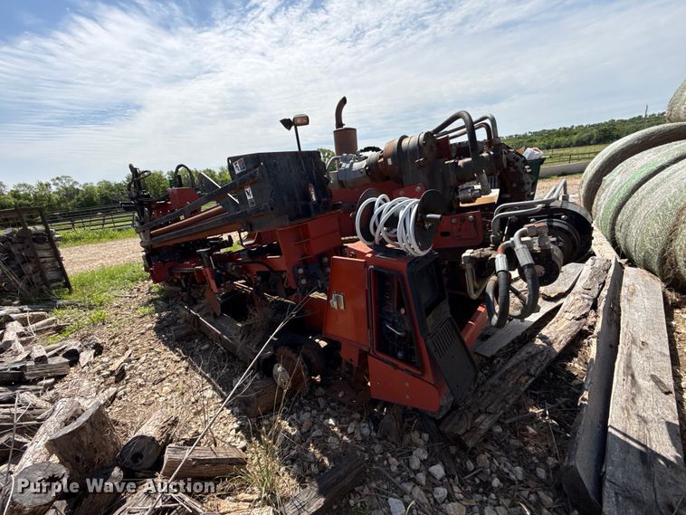 image for item DZ4453 2000 Ditch Witch JT2720  directional boring unit
