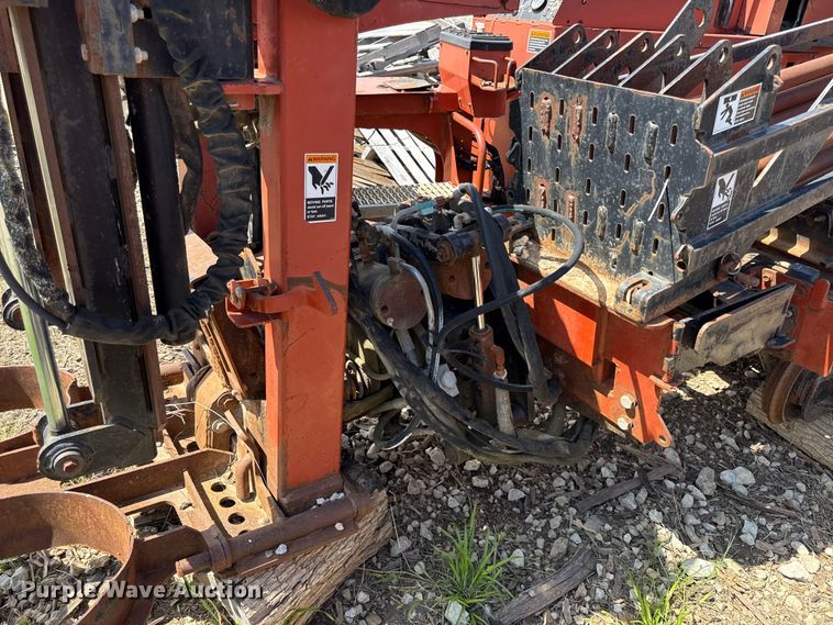 image for item DZ4453 2000 Ditch Witch JT2720  directional boring unit